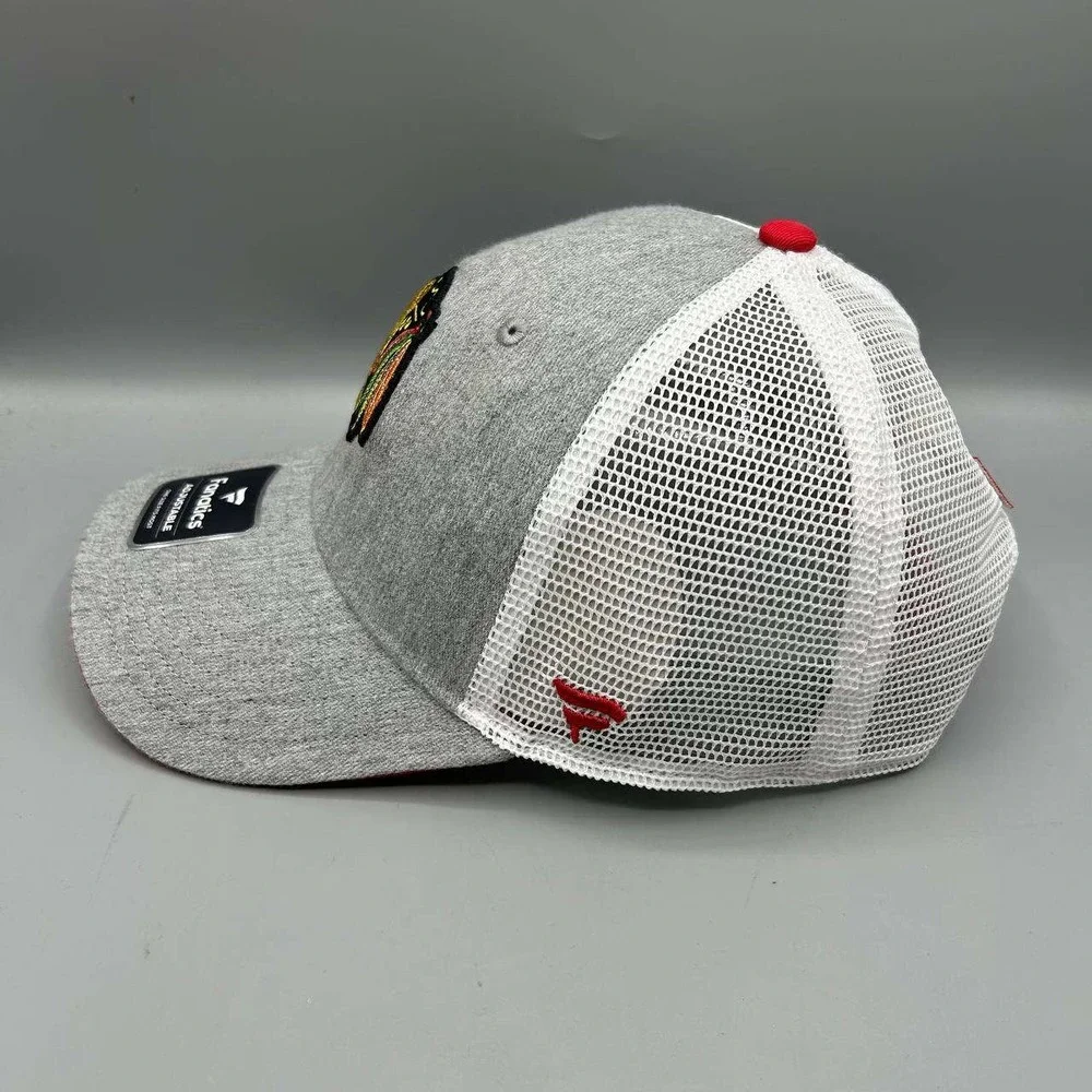 Chicago Blackhawks Trucker Hat Men Gray NHL Fanatics Snap Back Cap Cotton New